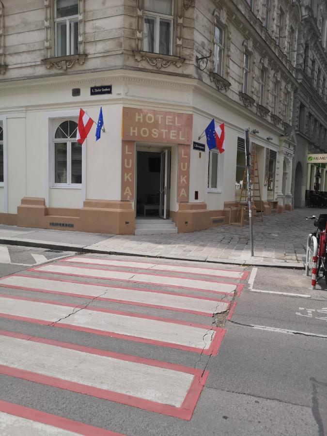 וינה Ch-Hotel Luka Budget מראה חיצוני תמונה